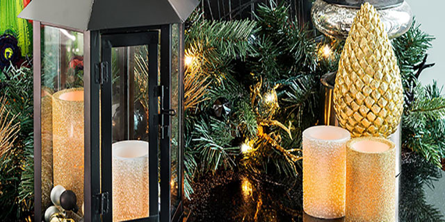 decorating-your-condo-for-christmas | Jane Lockhart Interior Design Blog