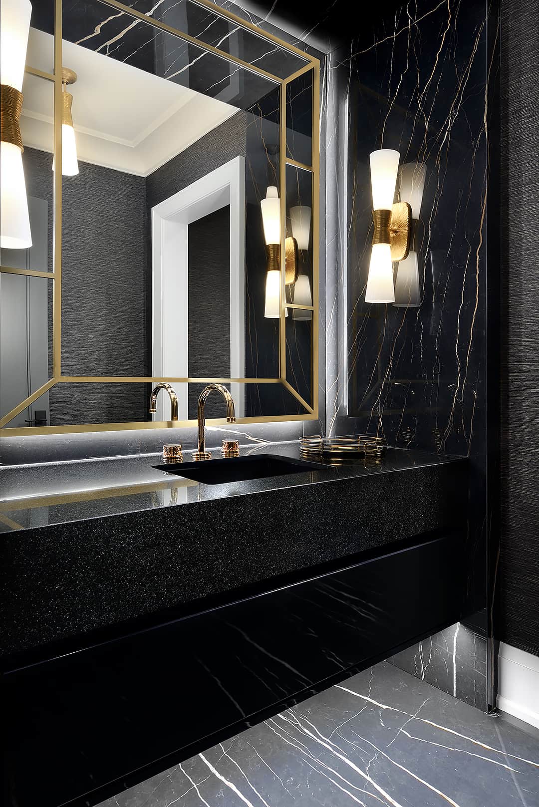 Luxury Black Toilets